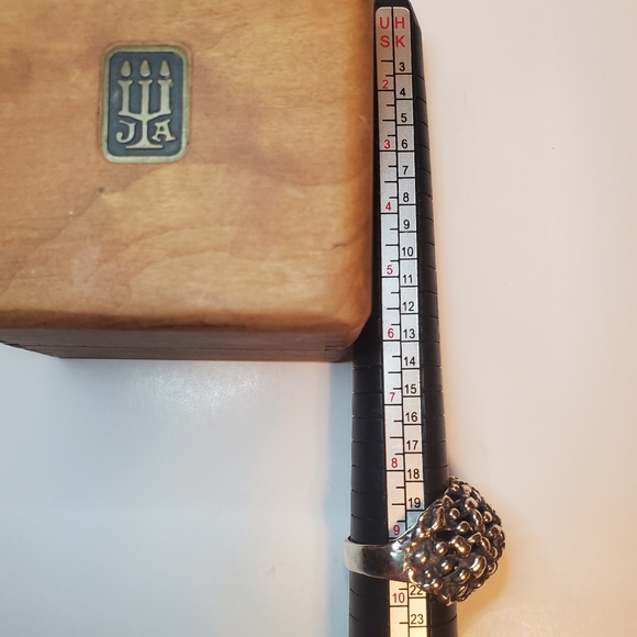 James Avery Retired Brutalist Ring, size 9.25? - Picture 6 of 6